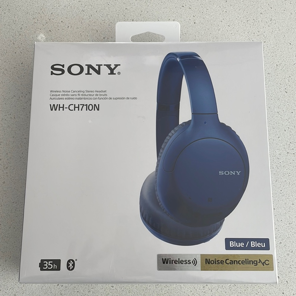 Sony Noise Cancelling Wireless Headphones - Blue
